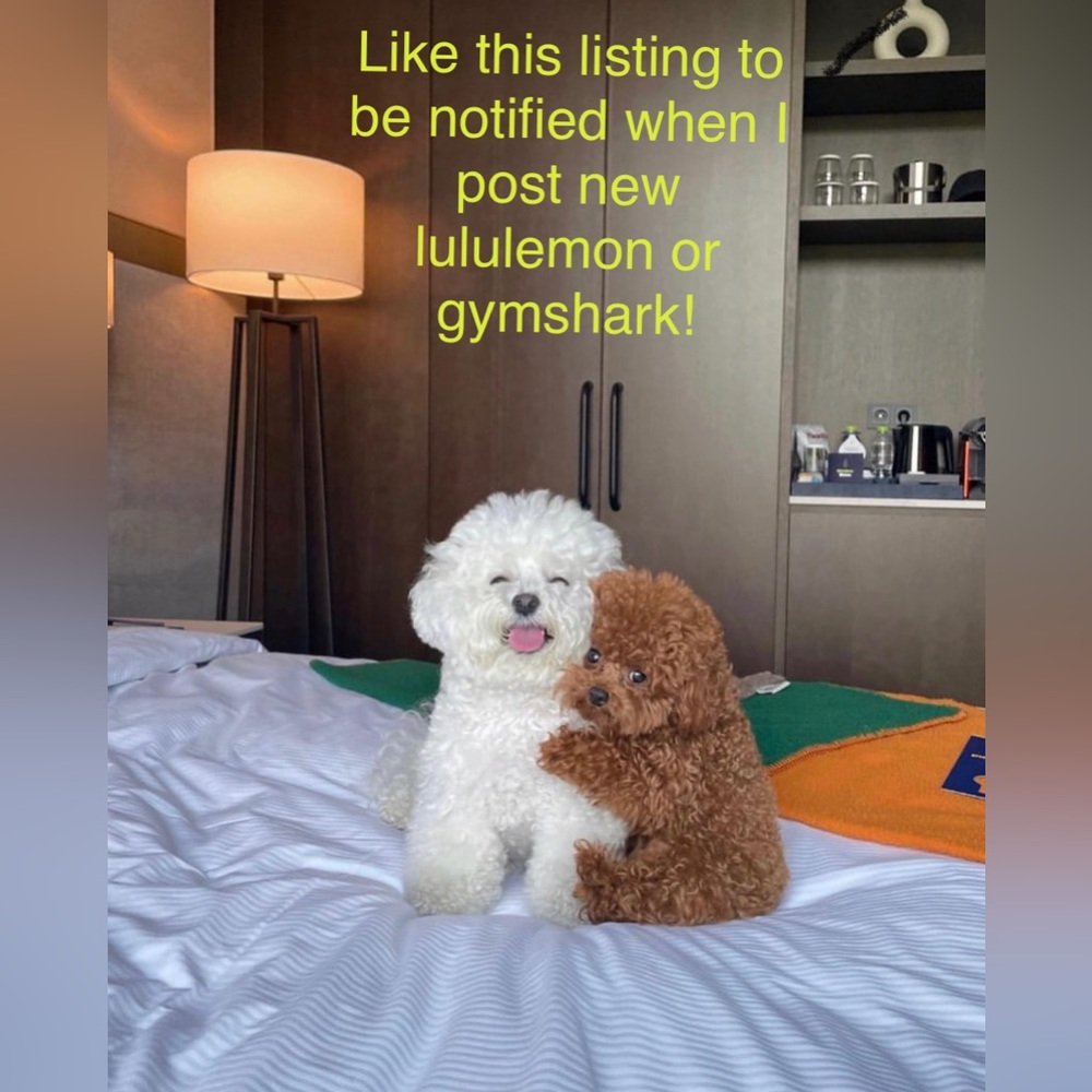 Like this listing to be notified when I have new items, lululemon and gymshark!